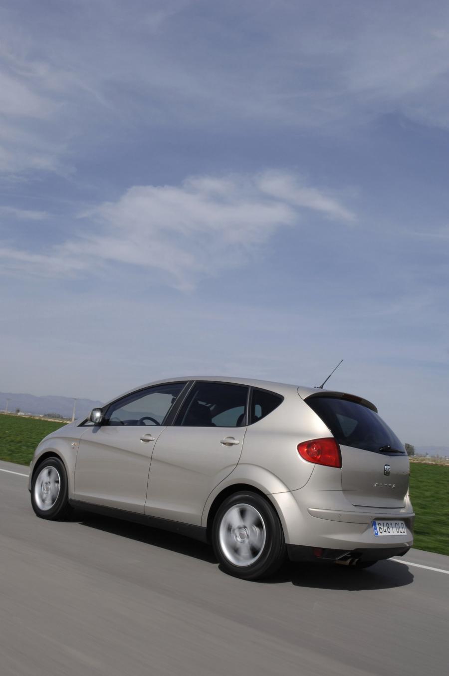  Seat Altea 2009 года  (фото 29 из 78)